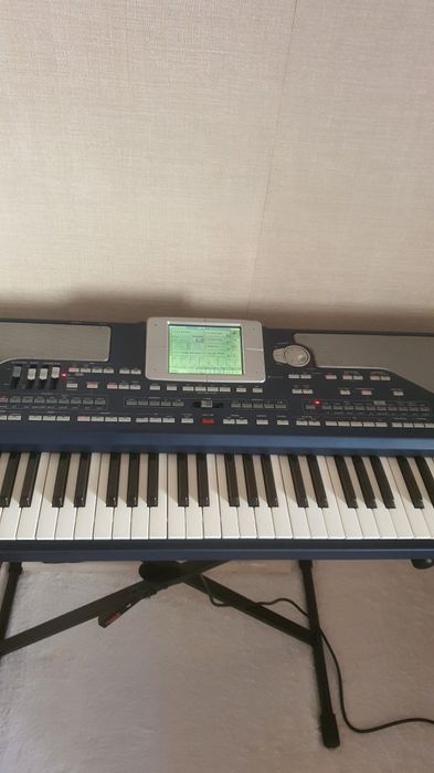 Продаю Корг па 800 легендарный синтезатор