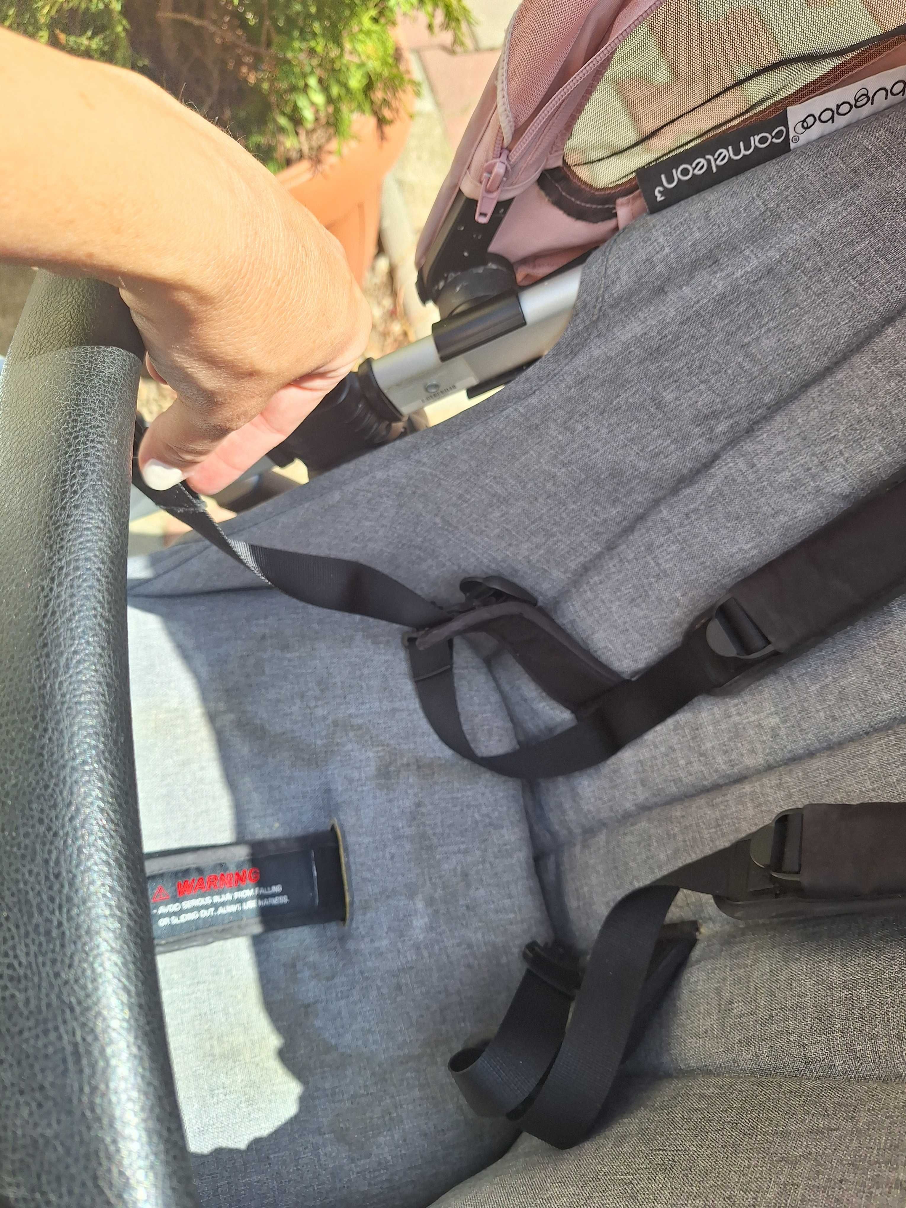 Carucior Bugaboo 3 in 1 cu multiple accesorii