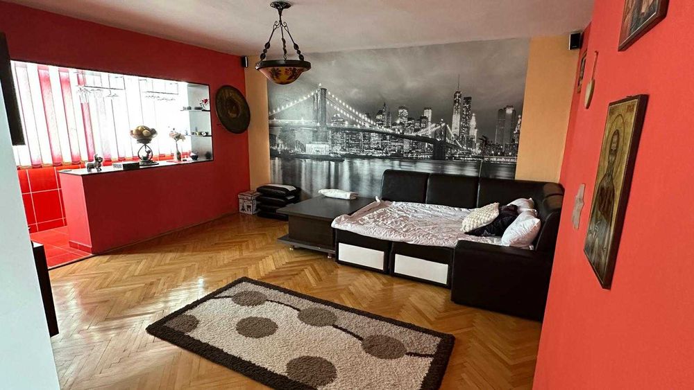 Vând apartament 3 camere vis a vis de Parcul Tineretului, Buzau.