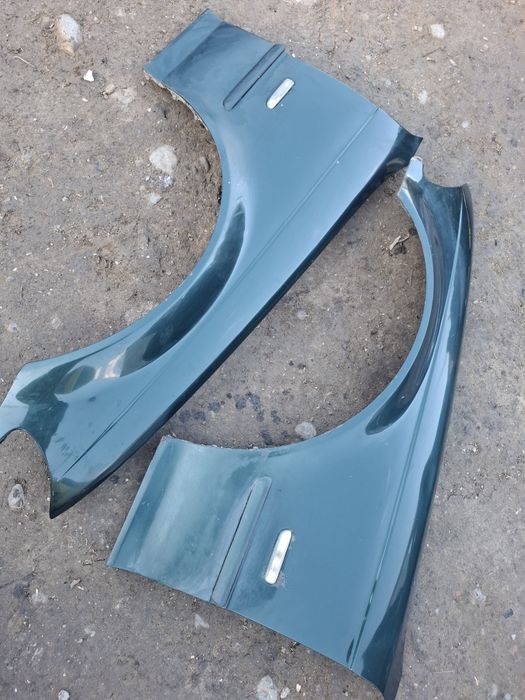 Aripi BMW e46 320 diesel în stare impecabila