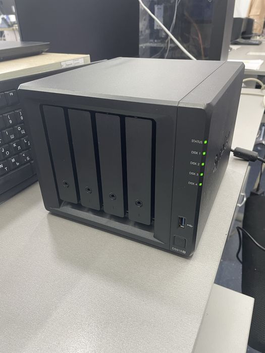 NAS сервер Synology DS918+