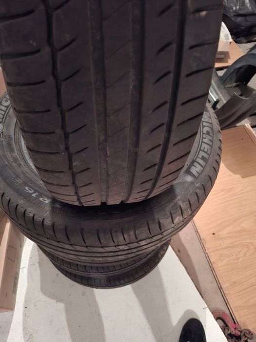 4 cauciucuri de vara 205 55 16 se vede in pozee