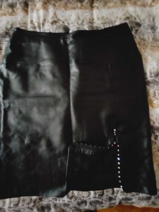 БУТИКОВА ПОЛА  естествена кожа  само за 40лв.