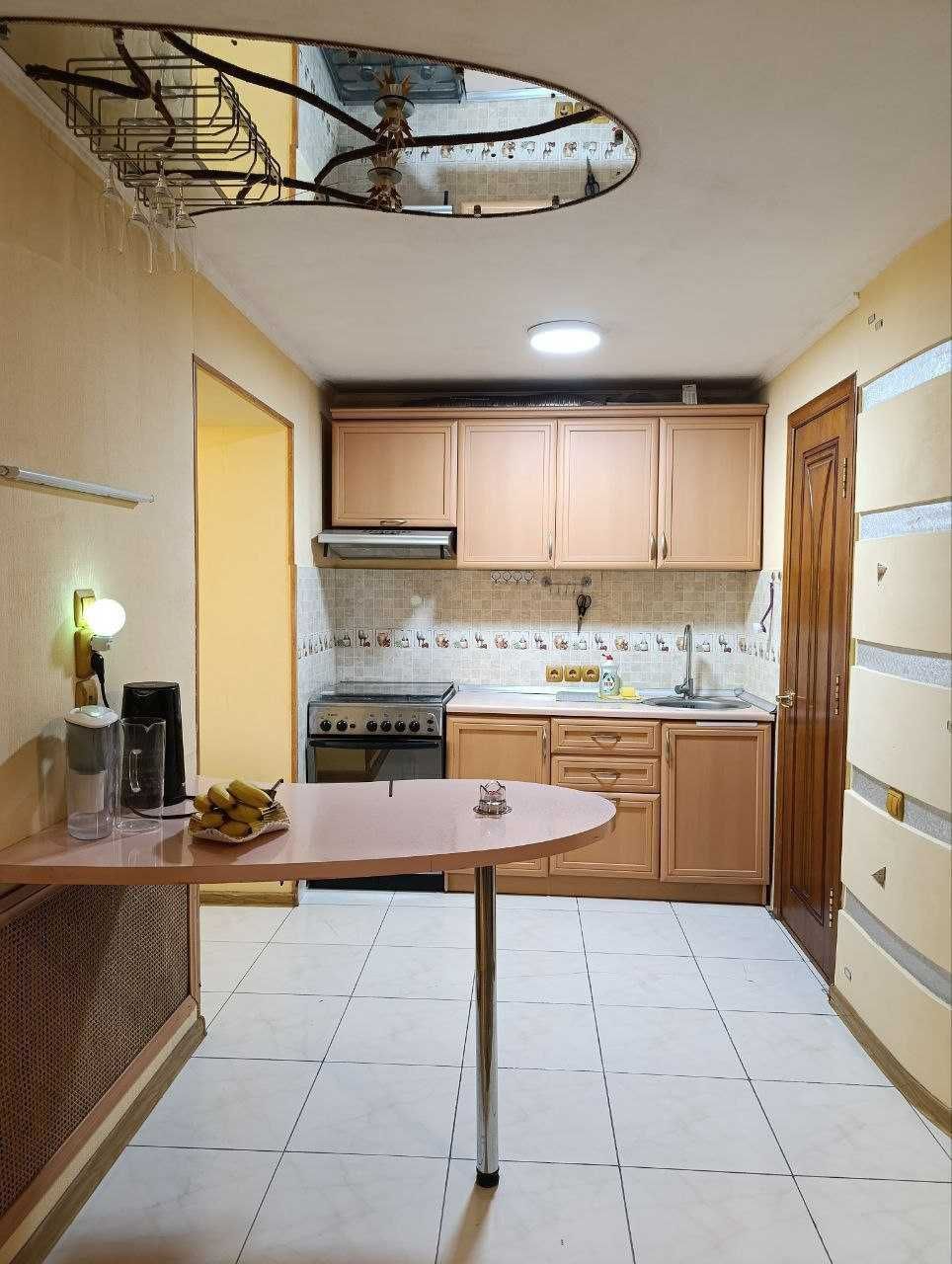 Продается  3-х комнатная (консерватория) квартира на Ц-1 ID: 3731