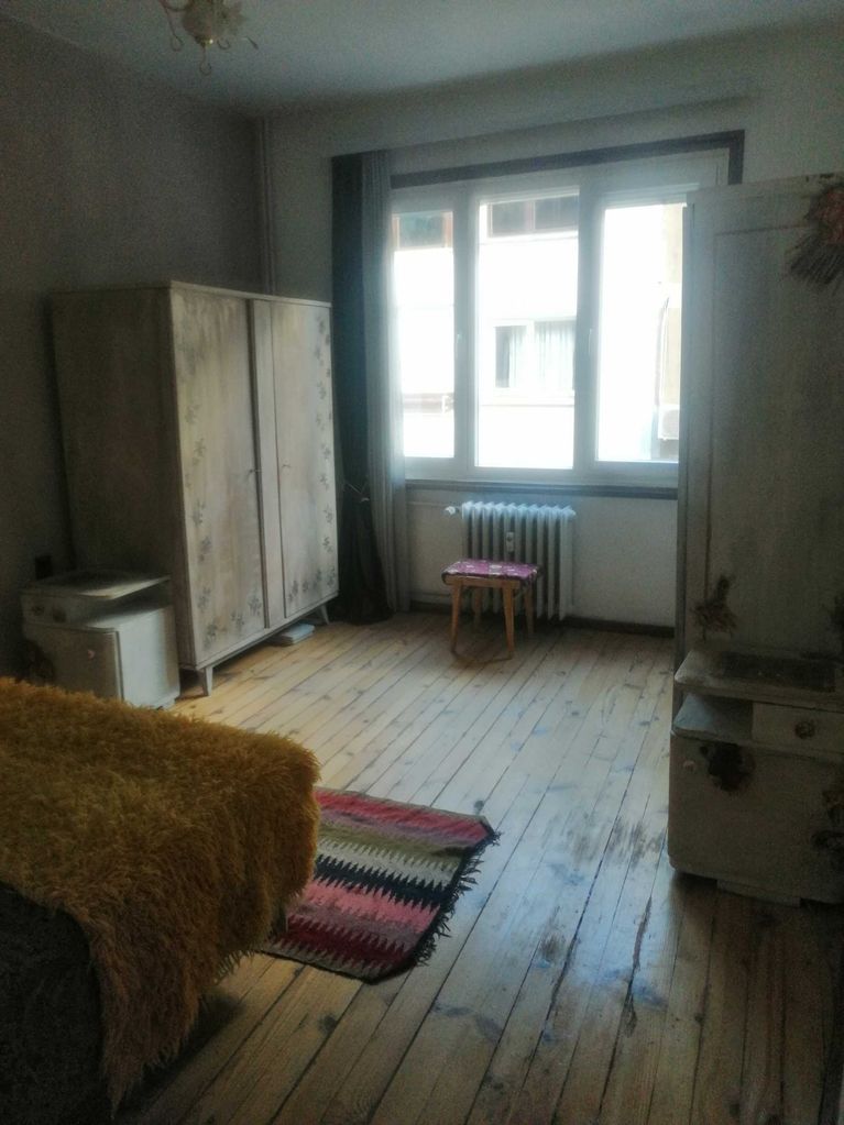Дава се под наем Многостаен апартамент в София, Център - 96 кв.м за 900 € - Снимка #11