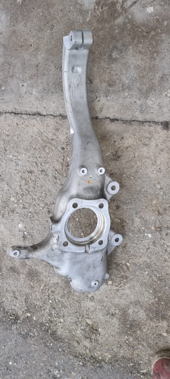 Fuzeta fata stânga BMW X5 X6 f15 f16 6869869