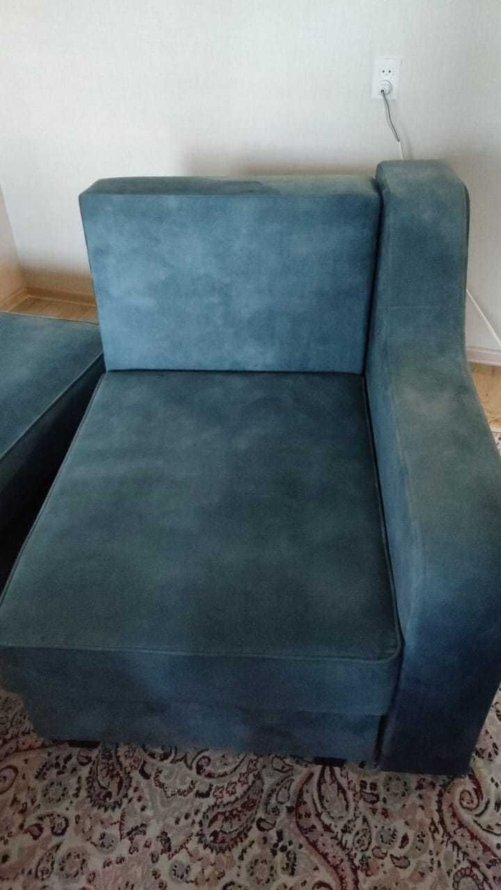 Продам диван в отличном состояний!