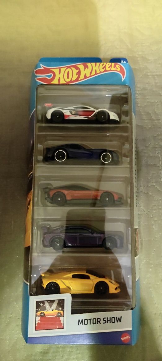 Hot wheels колички