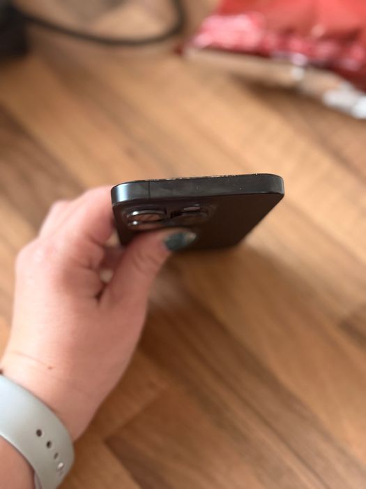 iPhone 15 pro перфектно състояние