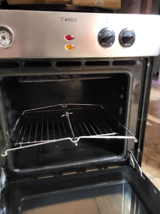 Духовка и варочная поверхность Ardo