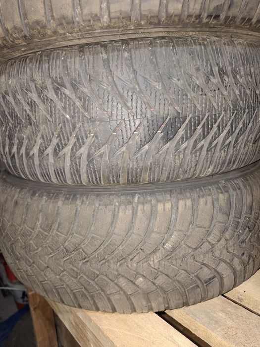 Anvelope 185 60 R15 iarnă