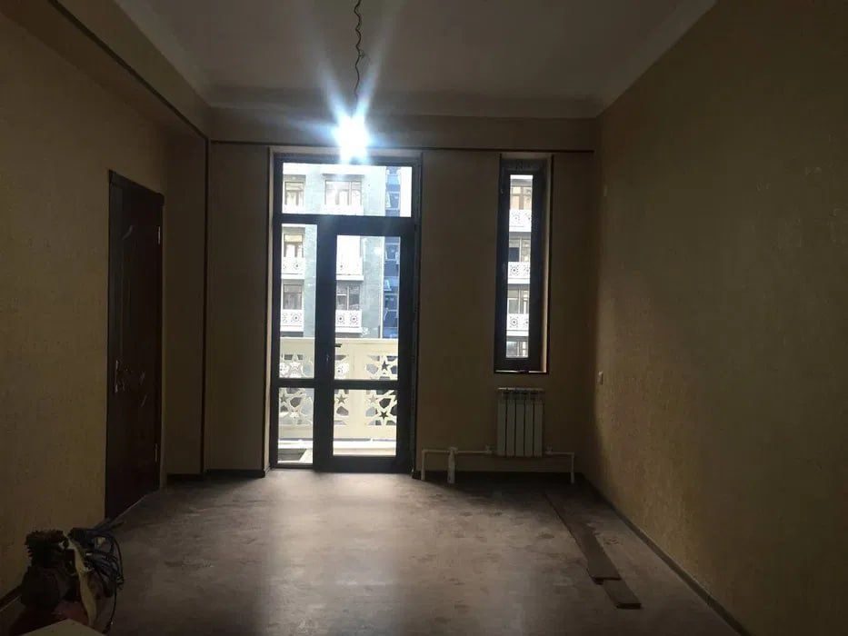 Продаю 2-х комнатнаю квартиру Янгихаёт Грин Хаус