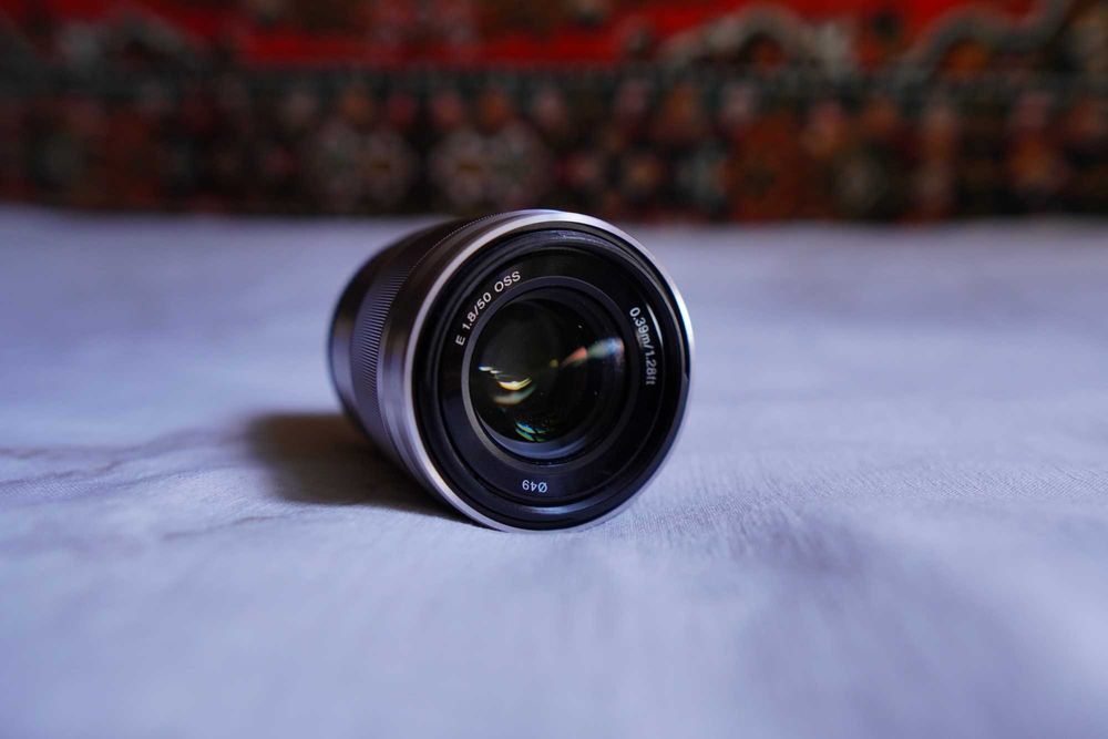 Объектив Sony E 50mm f/1.8 OSS (SEL50F18) Silver