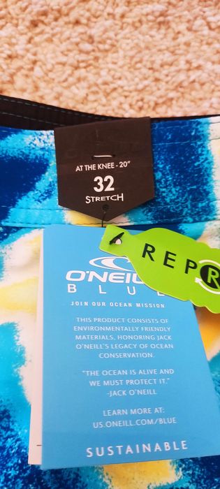 Vând short baie bărbați