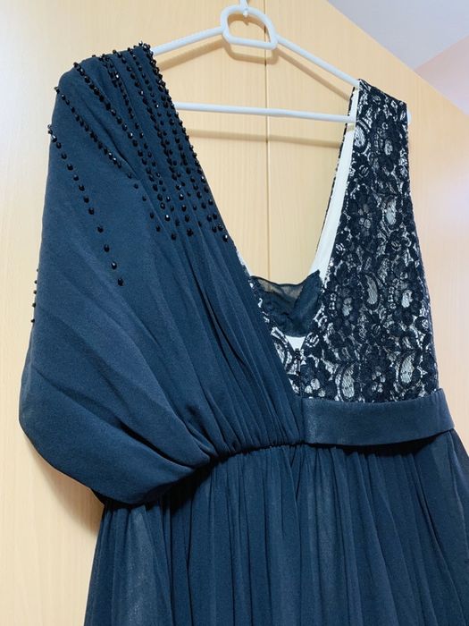 Rochie neagra, lunga cu pliuri laterale, marimea M-L