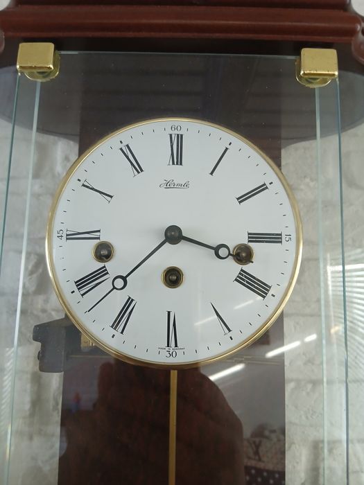 Ceas de perete antic