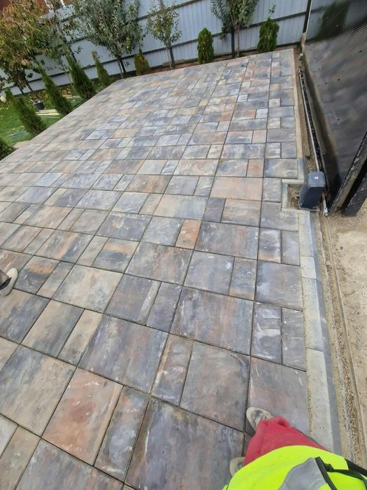 Execut lucrari pavaje