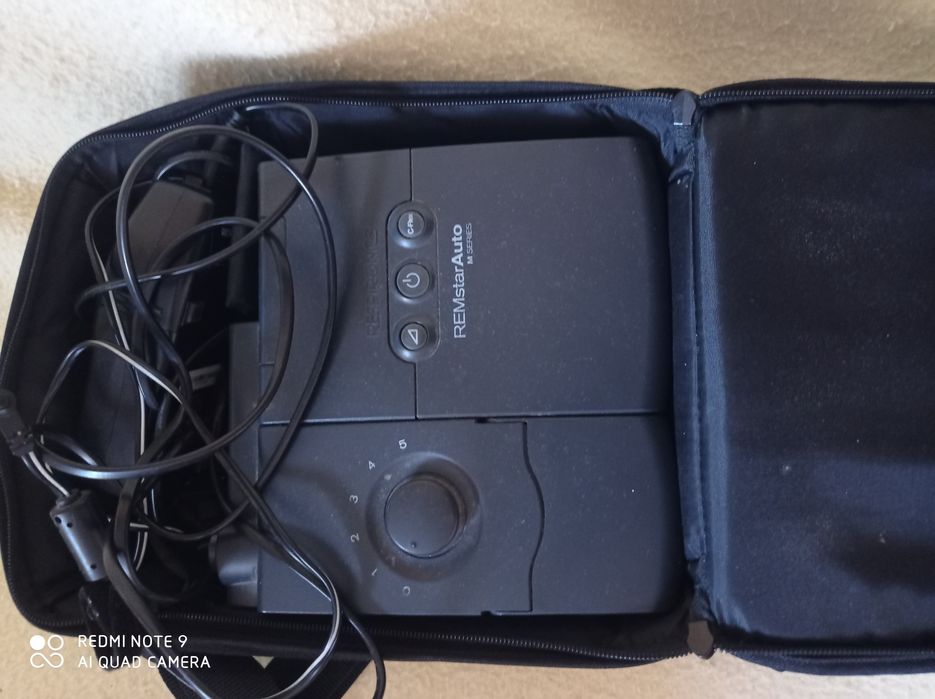 Продавам полуавтоматичен апарат за сънна апнея