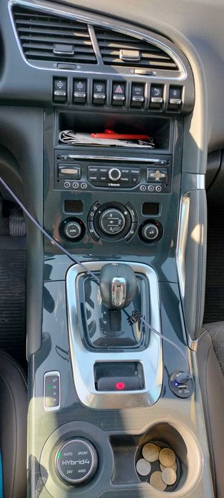Peugeot 3008 Hybrid4
