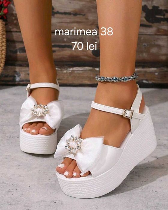 Buchete/flori/pantofi/mireasa si mire