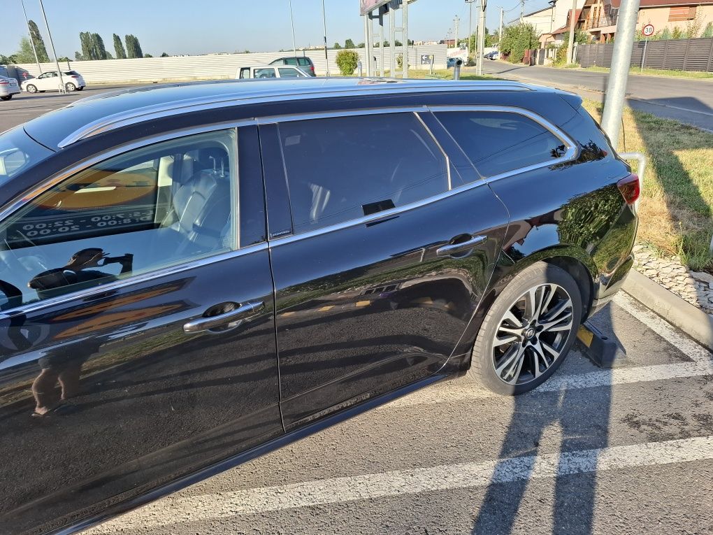 Renault Talisman Initiale Paris