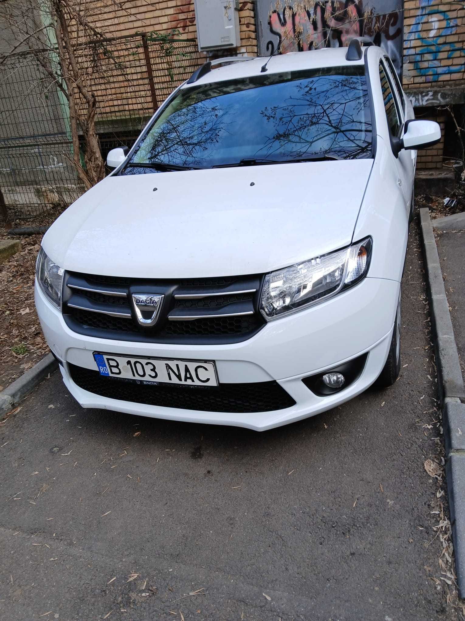 Logan MCV alb 2015 , 75 cai