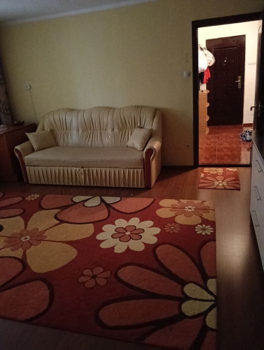 Închiriem apartament