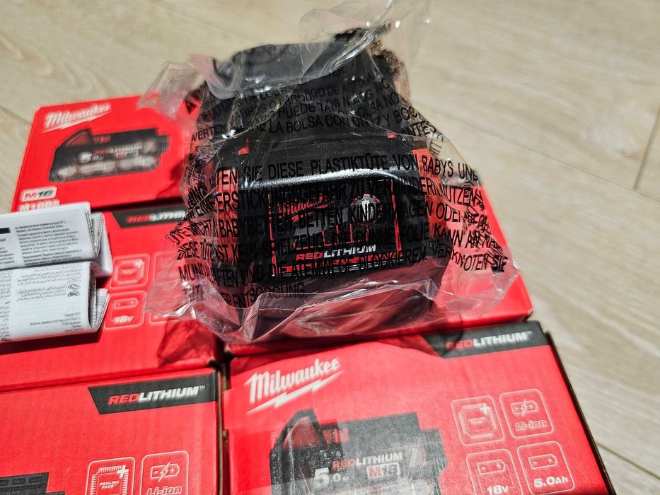 Baterie MILWAUKEE 5Ah nou originala