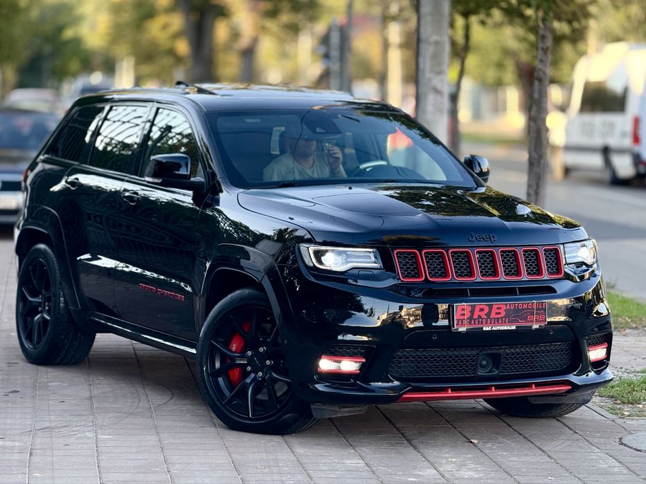 • Jeep Cherokee SRT 6.4 Hemi 2019 / 40 k km / Extra full / 500 cp •
