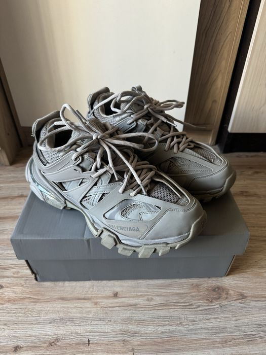 Balenciaga track grey