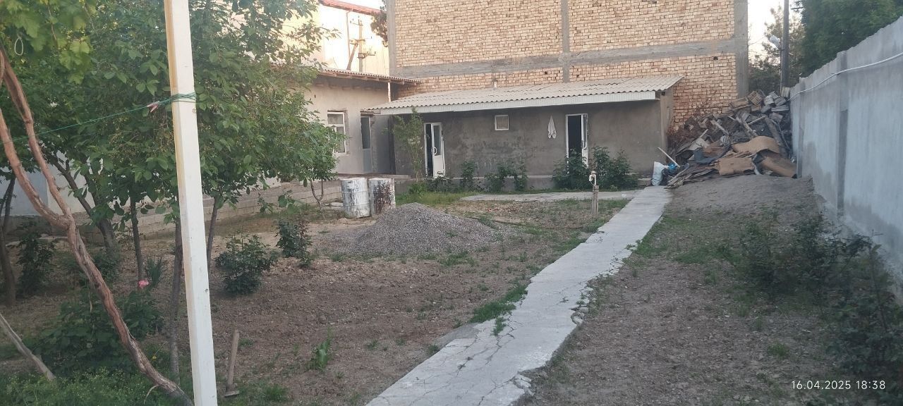 2sotix Yer sotiladi Bektemir tumani