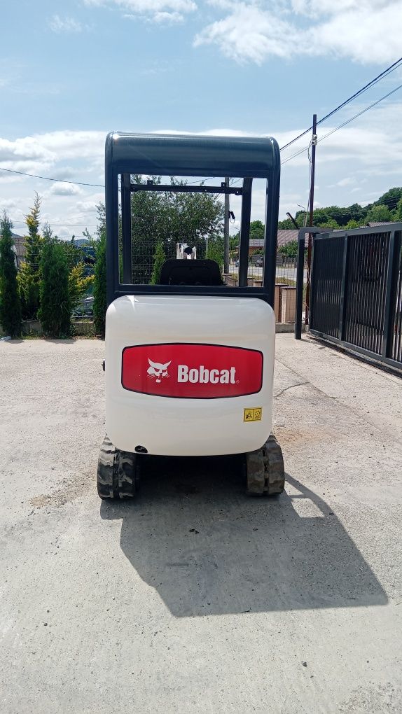 Miniexcavator Bobcat 322