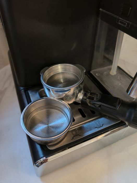 Vând aparat de cafea SAMUS INFINITY 20