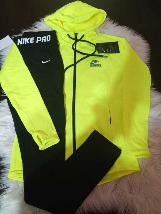 Дамски комплект 2 части - последни бройки