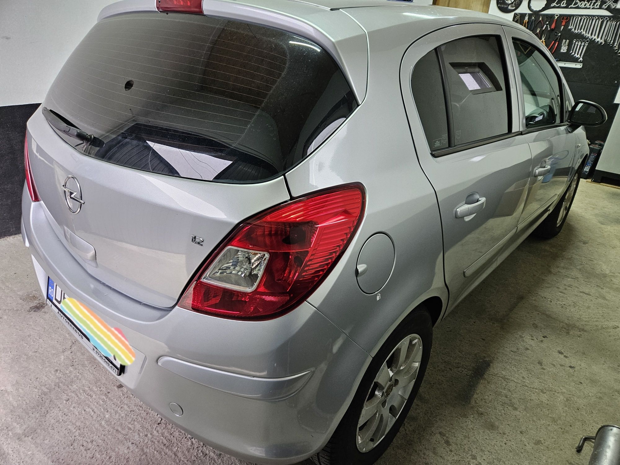 Vand , schimb Opel Corsa D 1.2