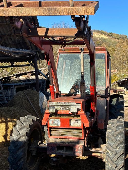 Tractor Fiat 780 DT 4x4 cu incarcator frontal