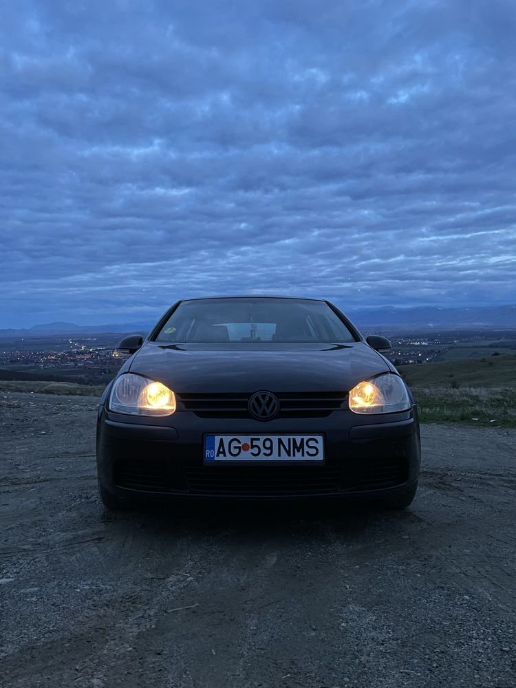Vand Golf 5 1,4 Benzina