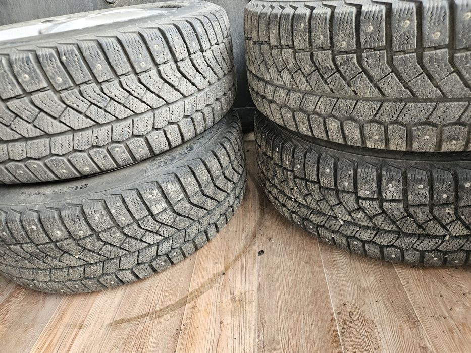 Покрышки комплект 16