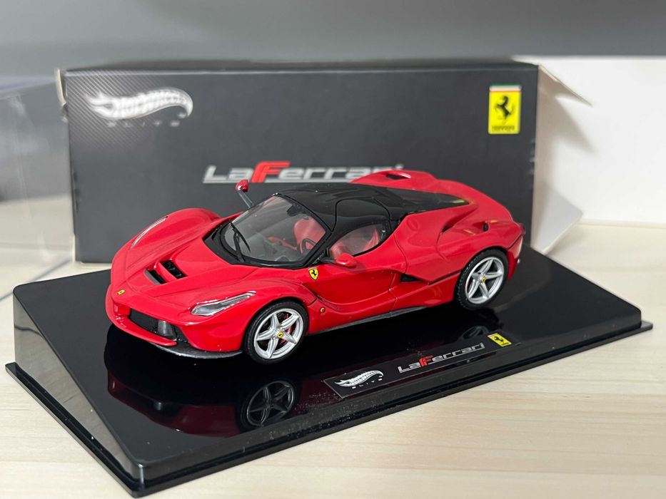 Macheta 1/43 Hotwheels Elite Ferrari La Ferrari