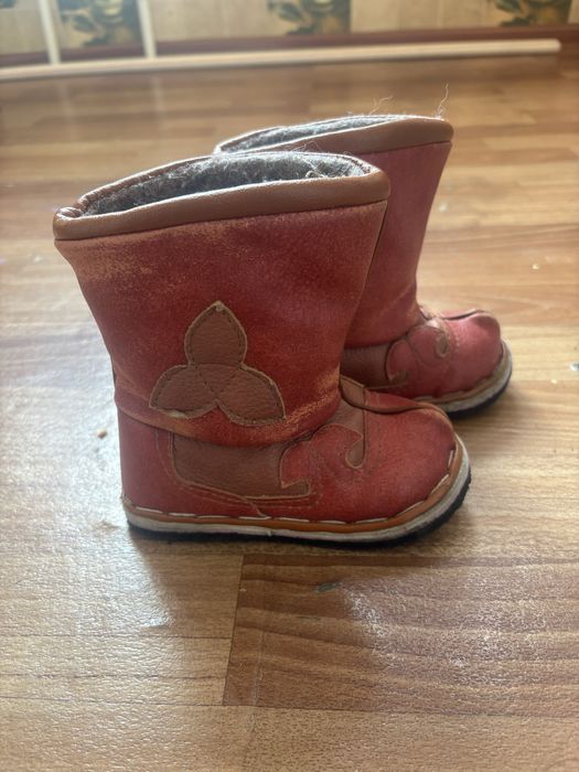 Детская обувь в национальном стиле