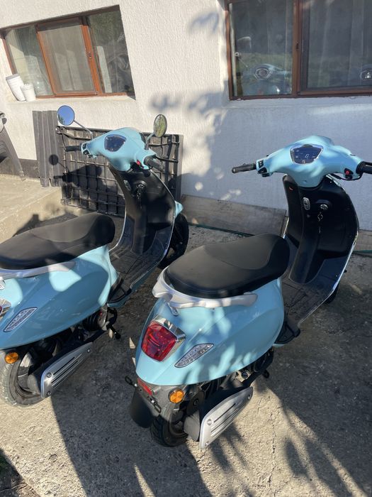 Vand scutere noi 0km
