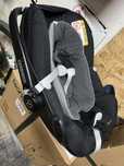 Maxi Cosi столче за новородено за кола - висок клас