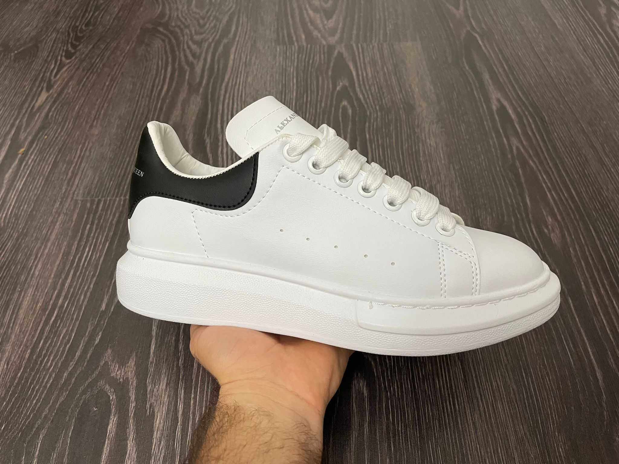 Adidasi McQUEEN white produs NOU