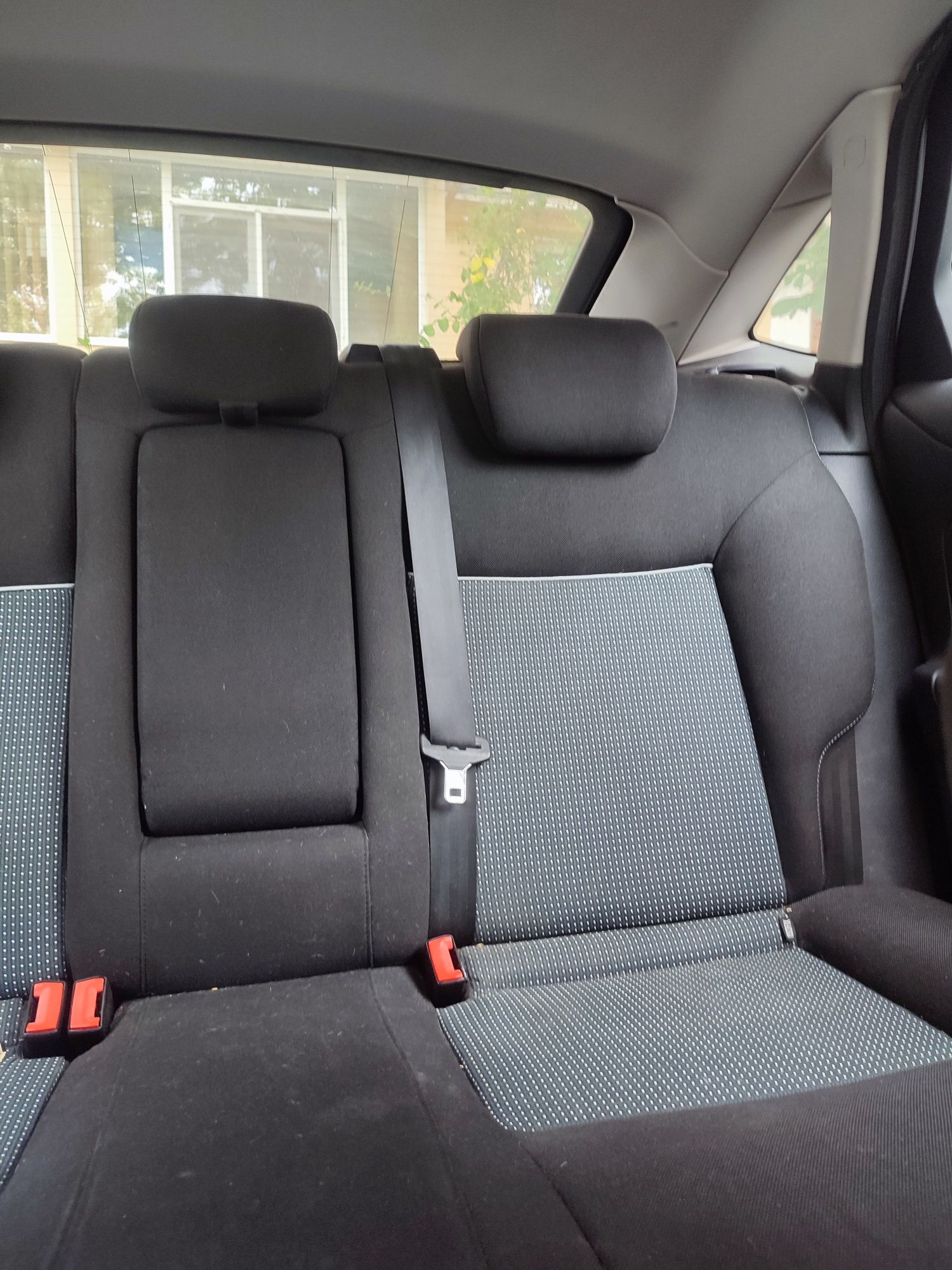 Ford Mondeo 1.6 TDCI 115 CP / Întreținut / Kit ambreiaj + AC noi
