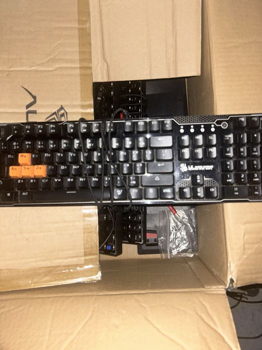 клавитура Bloody