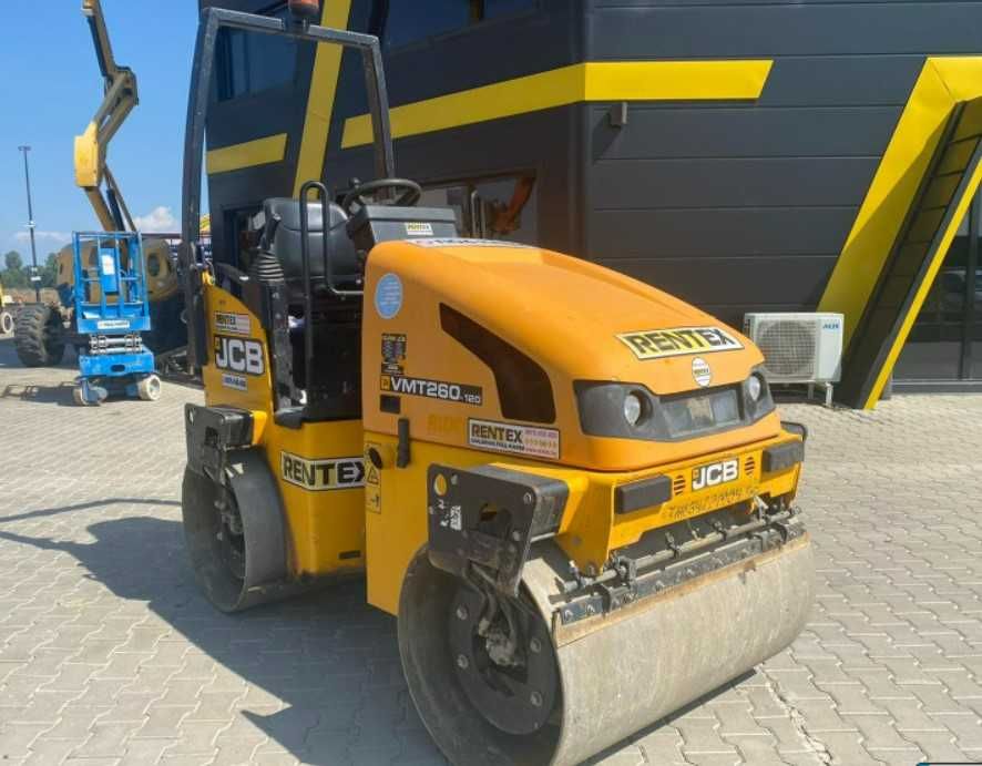 Валяк 3т JCB VMT260