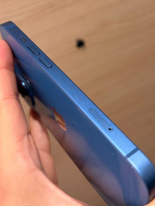 iPhone 13 - отлично състояние