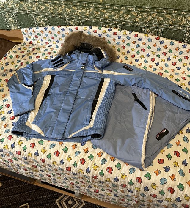 Продам горнолыжный костюм