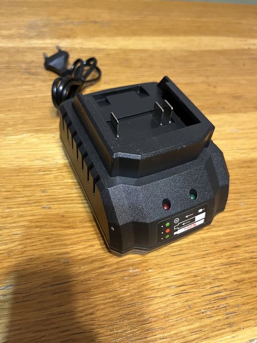 Incarcator pentru Makita 18v