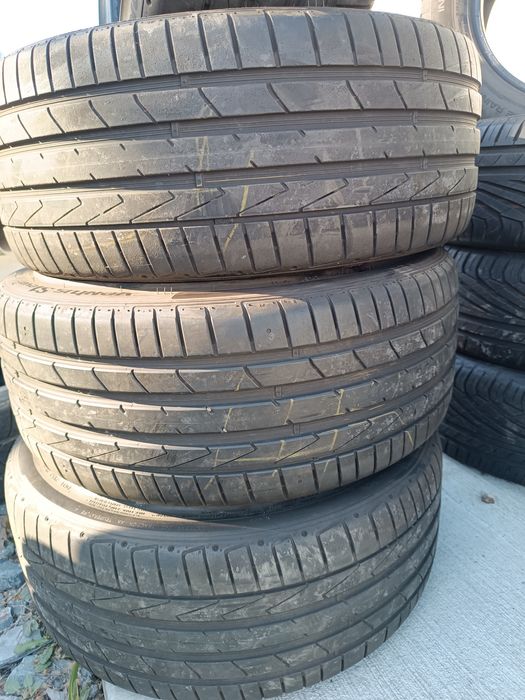 235/40/19,225/40/19,vredenstain/continental,dot 3423/4519